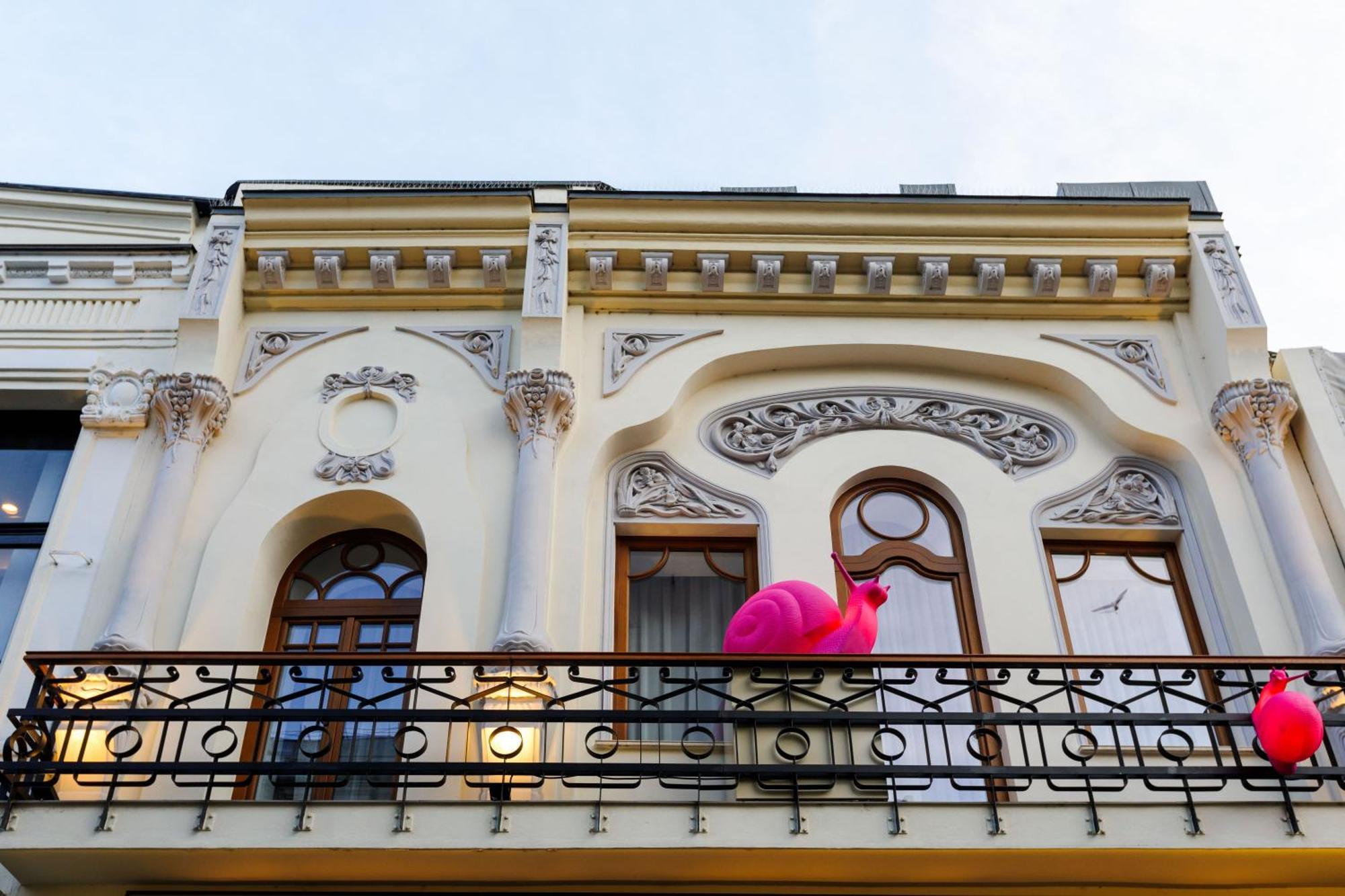 Old Town Snail Design Apartments Bucharest Exterior photo