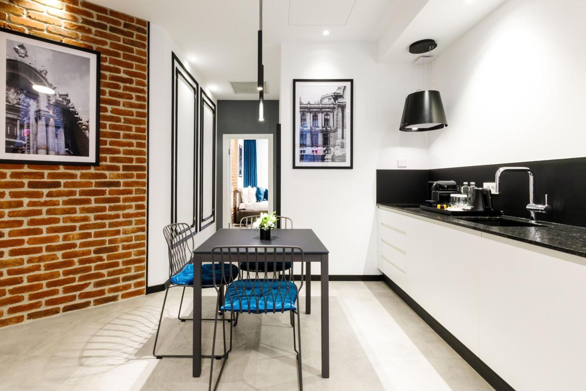 Old Town Snail Design Apartments Bucharest Exterior photo